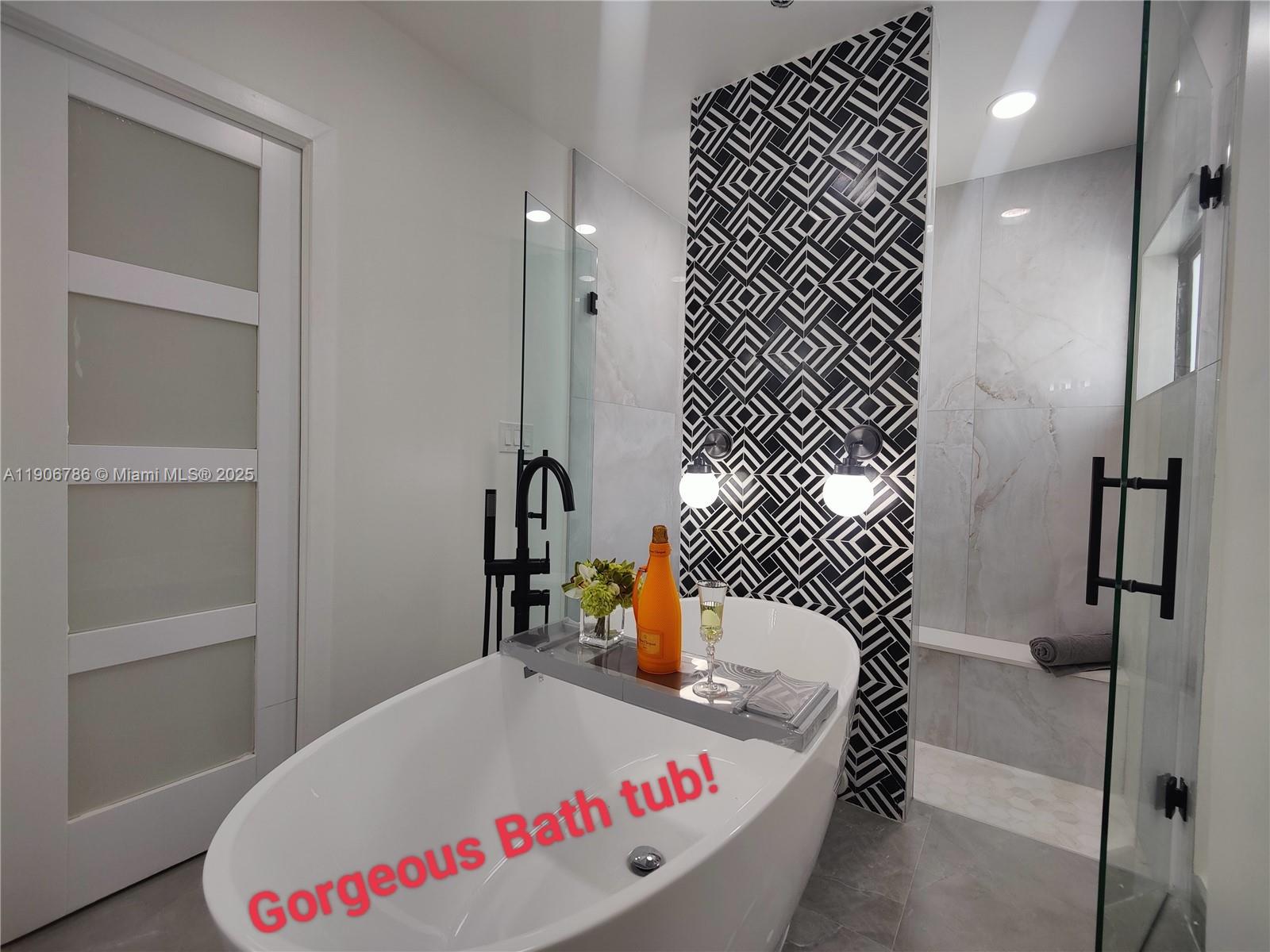 WOODLANDS SEC SIX - Residential Lease