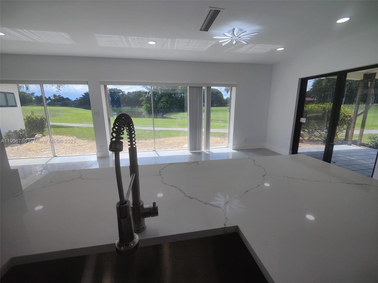 WOODLANDS SEC SIX - Residential Lease