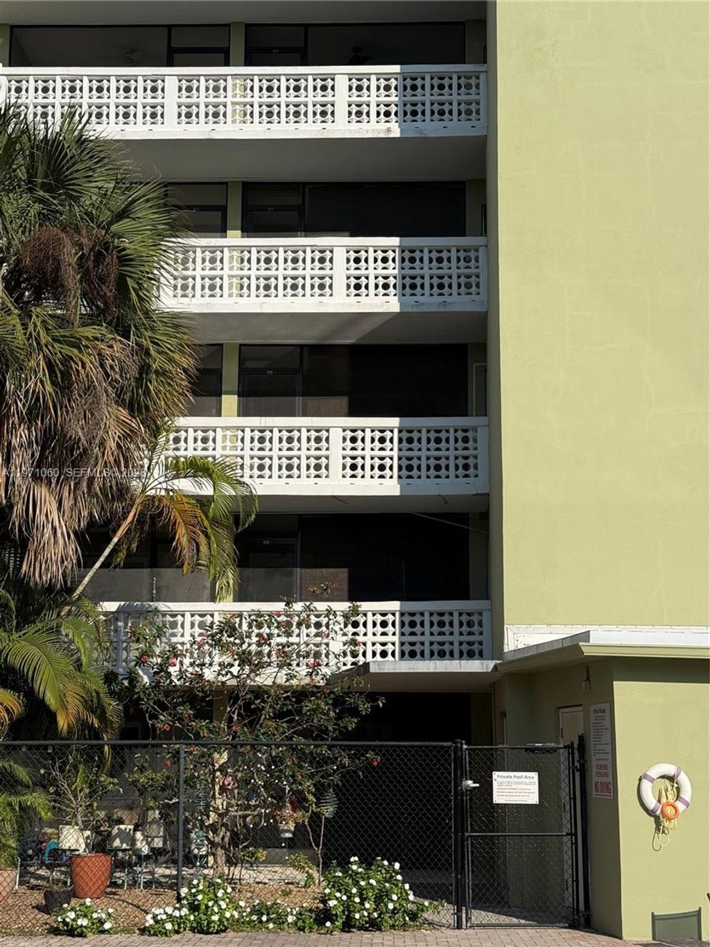 Photo of 1425 Arthur St #315B, Hollywood, FL 33020 (MLS # A11971060)