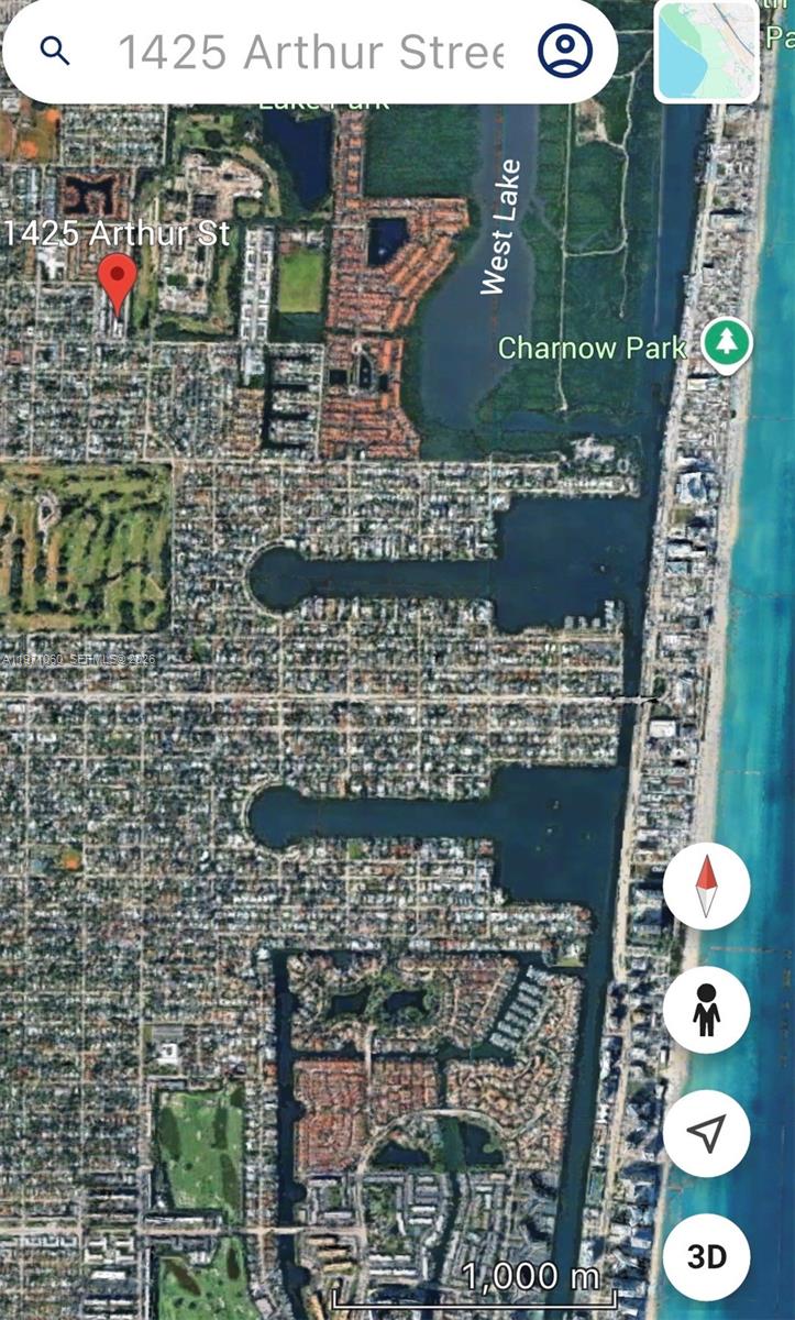 SANTA MONICA CONDOMINIUM - Residential