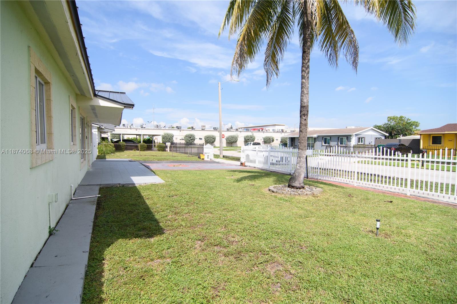 CAROL CITY GDNS 1ST ADDN - Residential