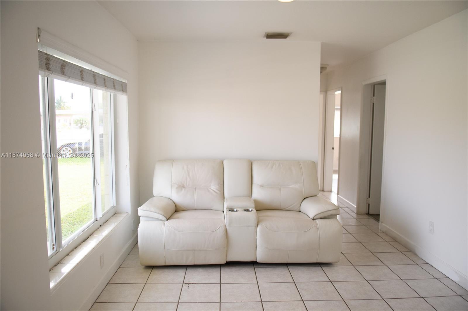 CAROL CITY GDNS 1ST ADDN - Residential