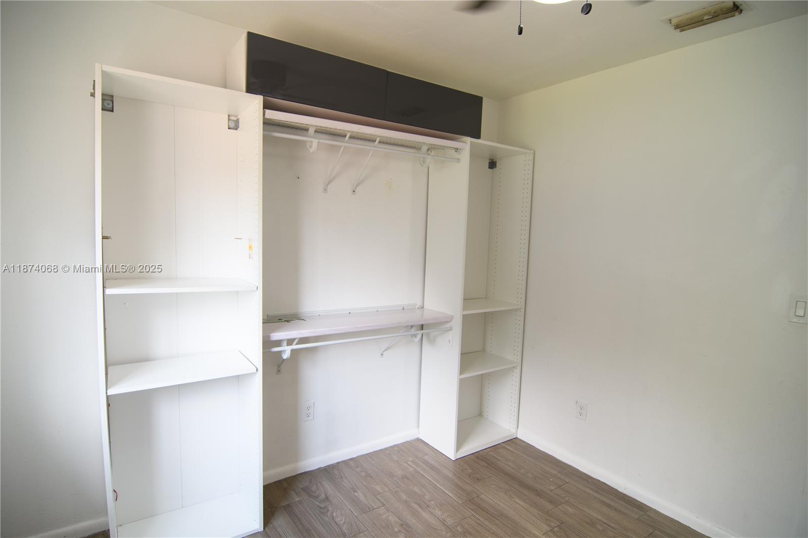 CAROL CITY GDNS 1ST ADDN - Residential