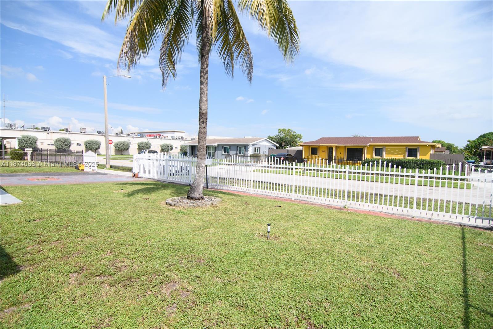 CAROL CITY GDNS 1ST ADDN - Residential