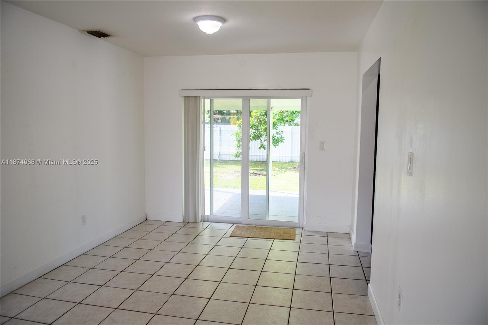 CAROL CITY GDNS 1ST ADDN - Residential