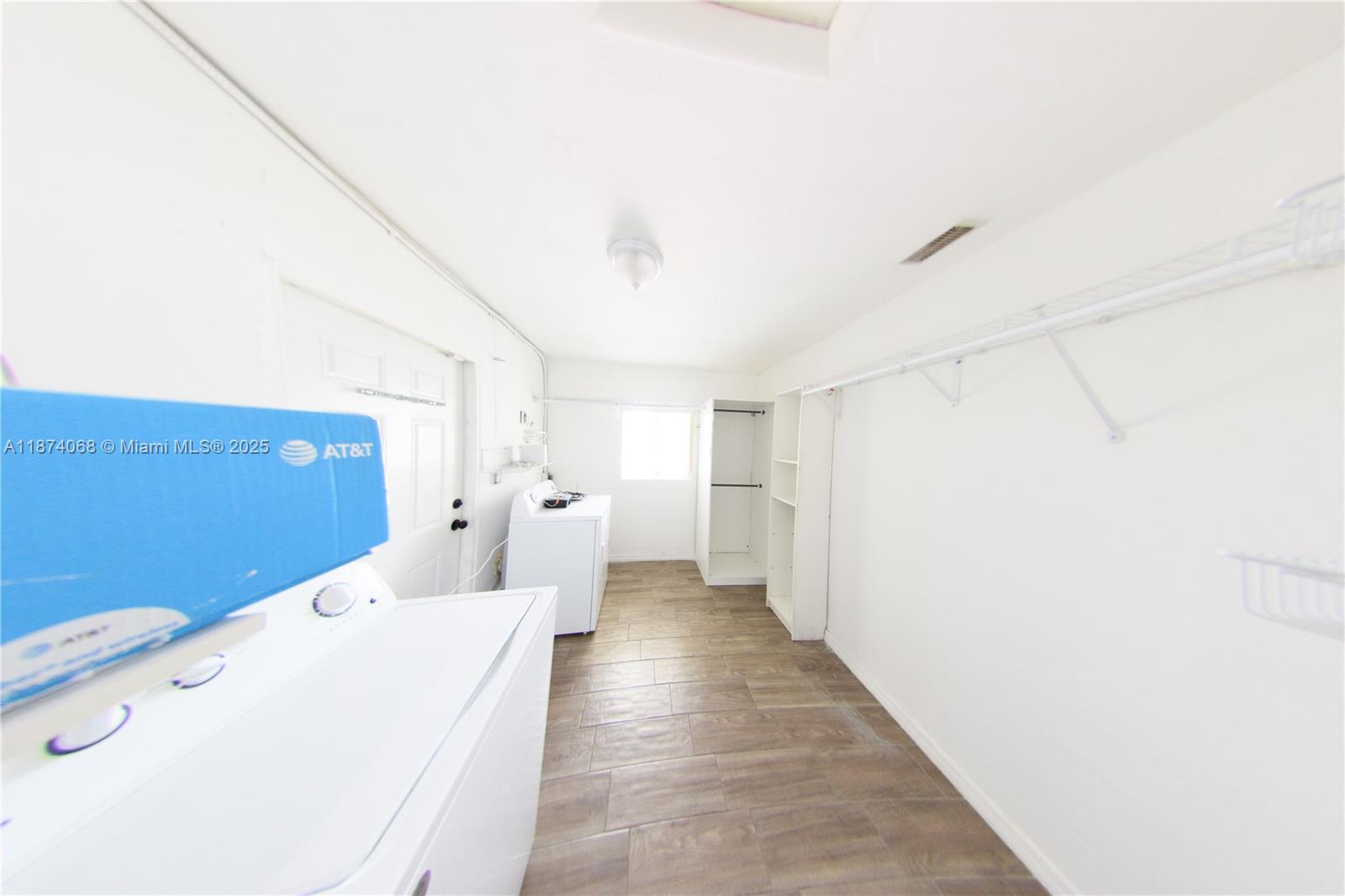 CAROL CITY GDNS 1ST ADDN - Residential