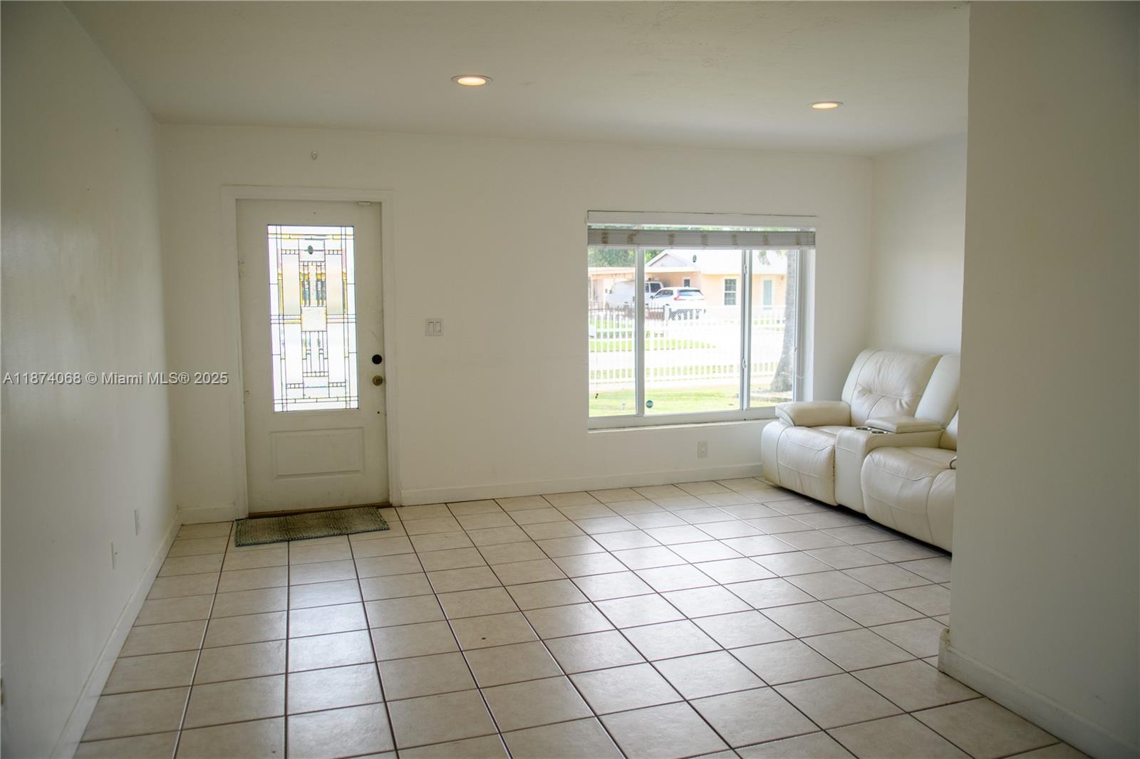 CAROL CITY GDNS 1ST ADDN - Residential