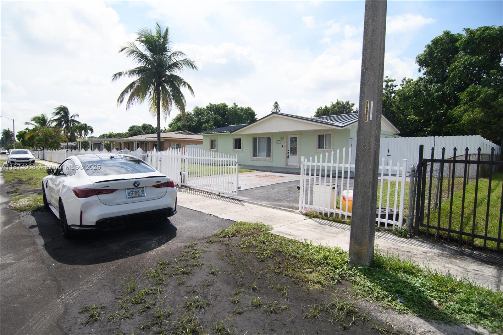 CAROL CITY GDNS 1ST ADDN - Residential