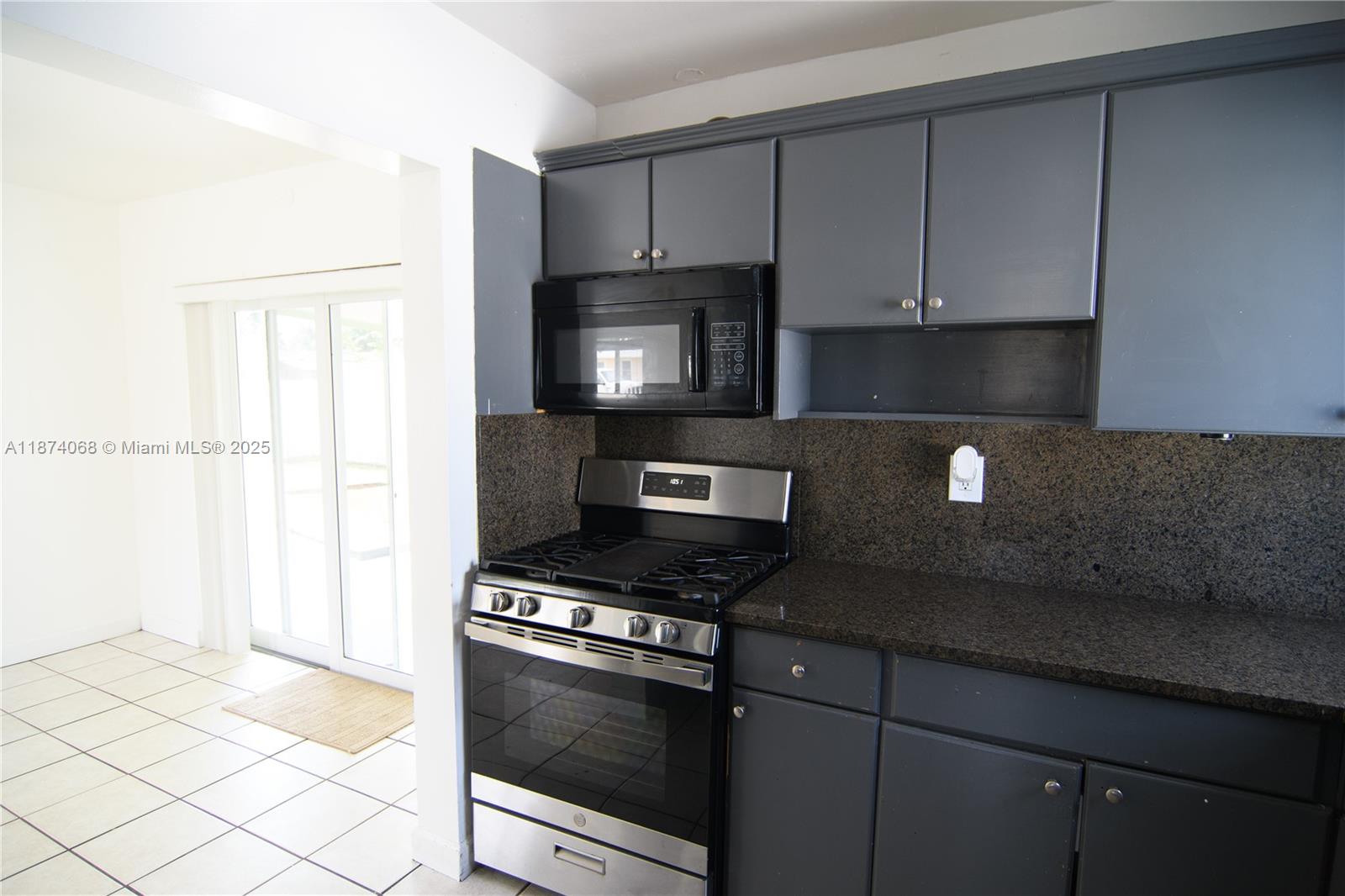 CAROL CITY GDNS 1ST ADDN - Residential