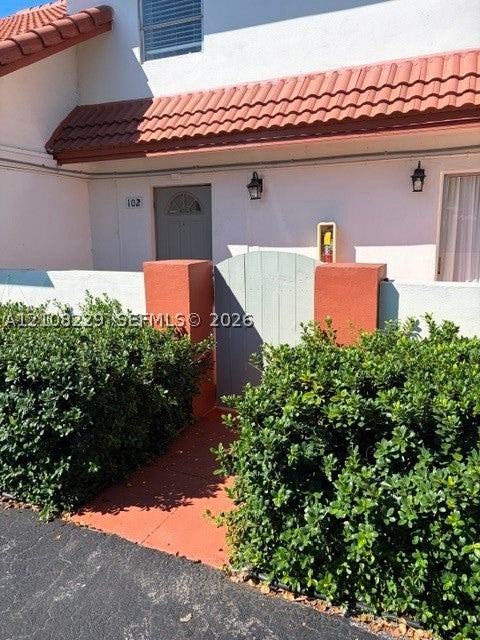 3200 Coral Springs Dr