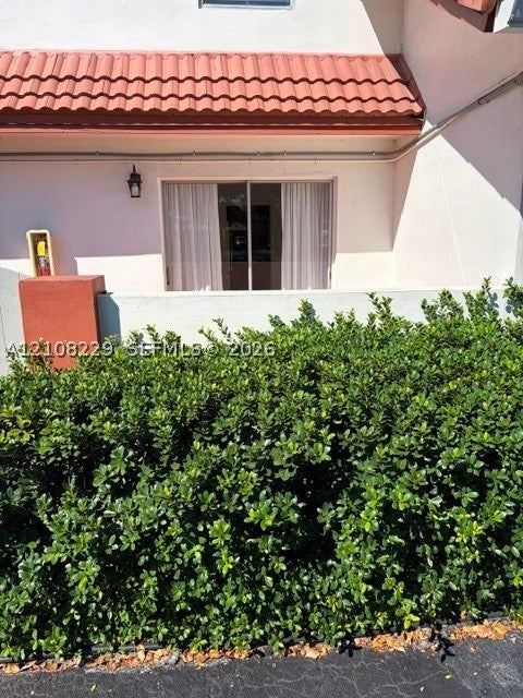 3200 Coral Springs Dr