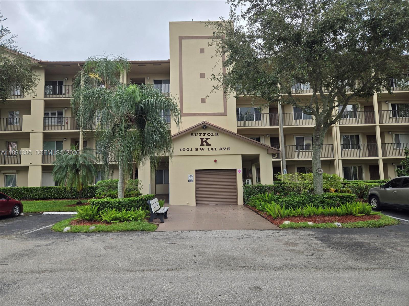 SUFFOLK AT CENTURY VILLAG - Residential