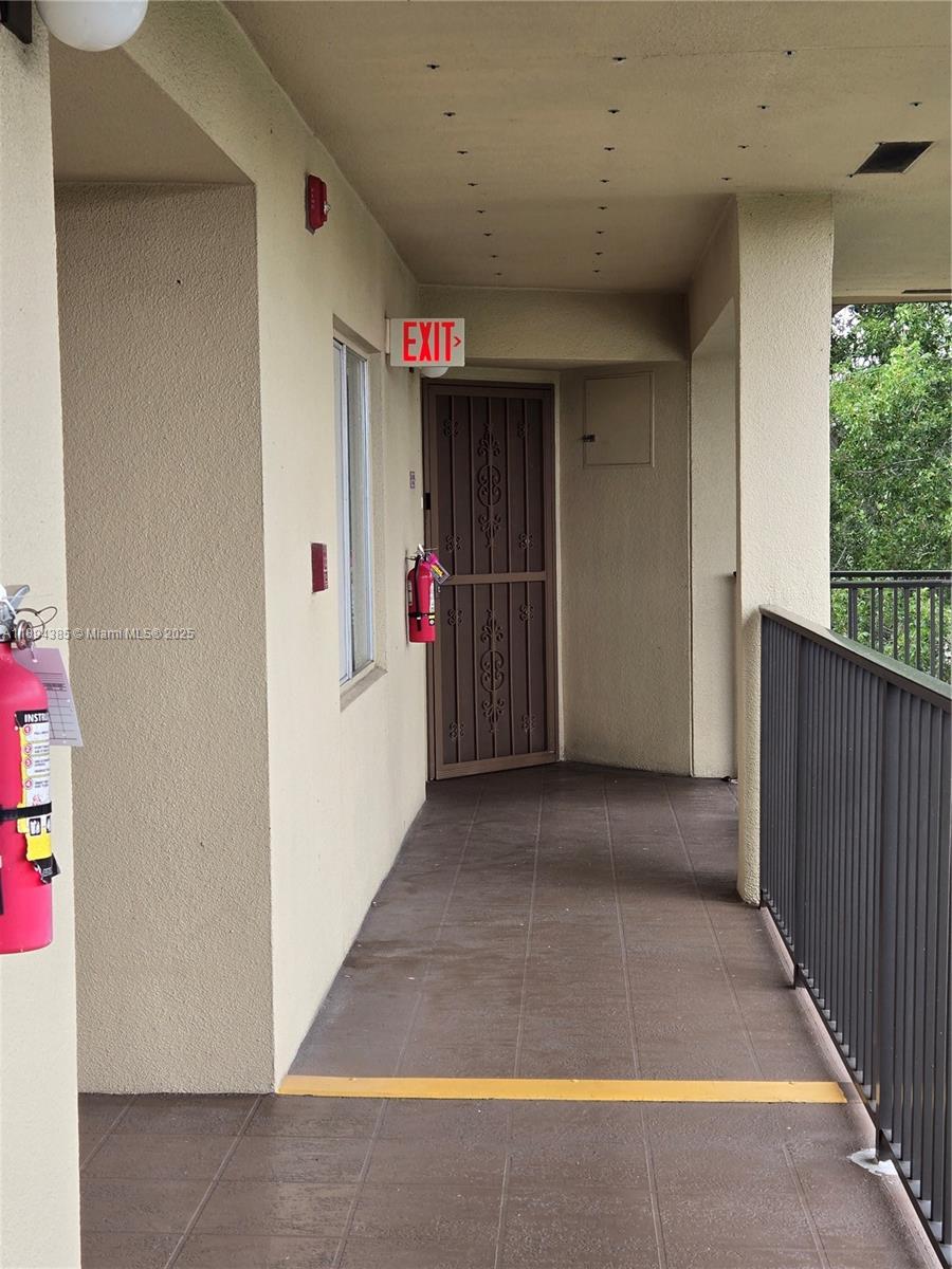 SUFFOLK AT CENTURY VILLAG - Residential