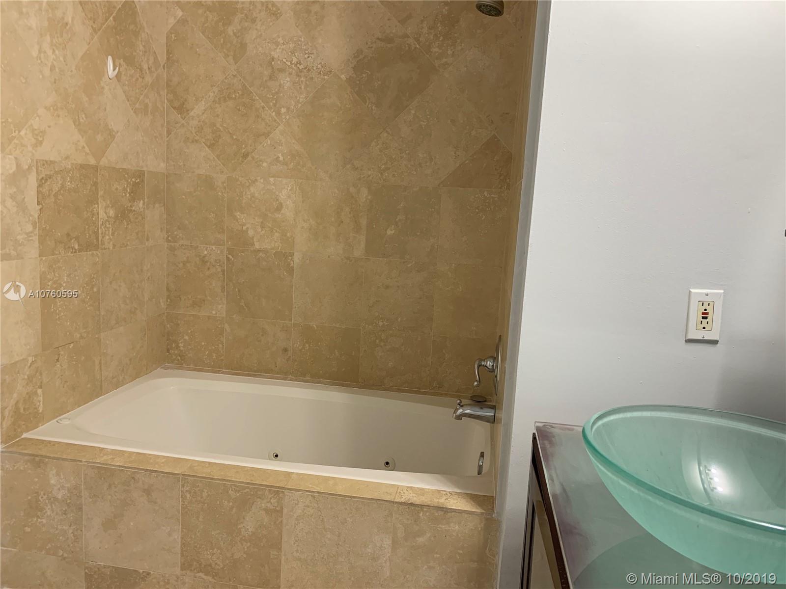 THE WAVERLY AT SOUTH BEAC - Residential Lease