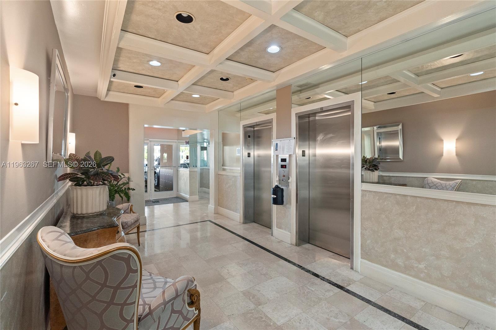 TRAFALGAR TOWERS CONDOMIN - Residential