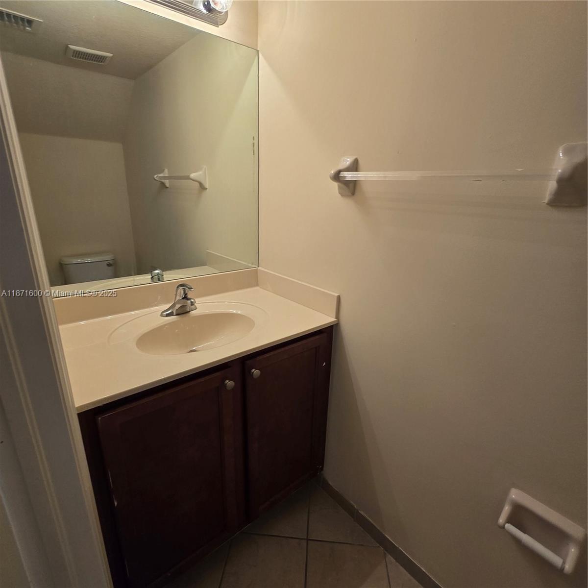 LAKES BY THE BAY EVE REPL - Residential