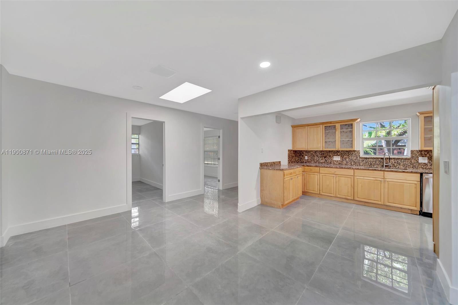 PICKWICK LAKE ESTATES SEC - Residential Lease