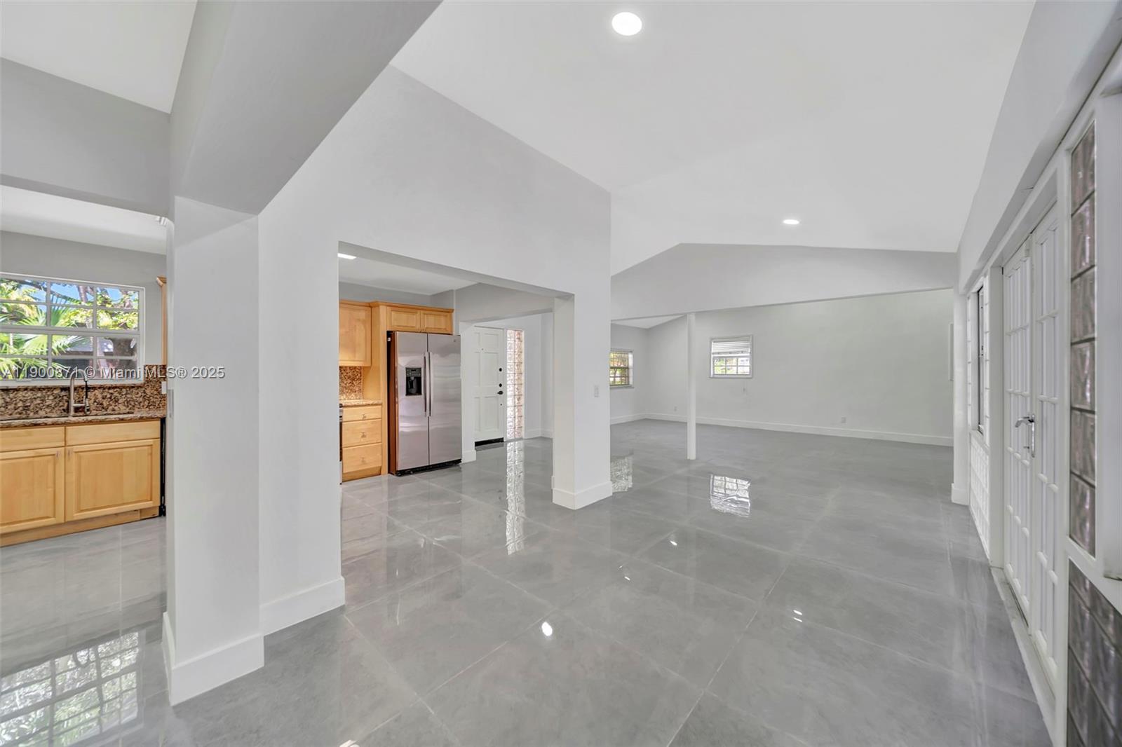 PICKWICK LAKE ESTATES SEC - Residential Lease