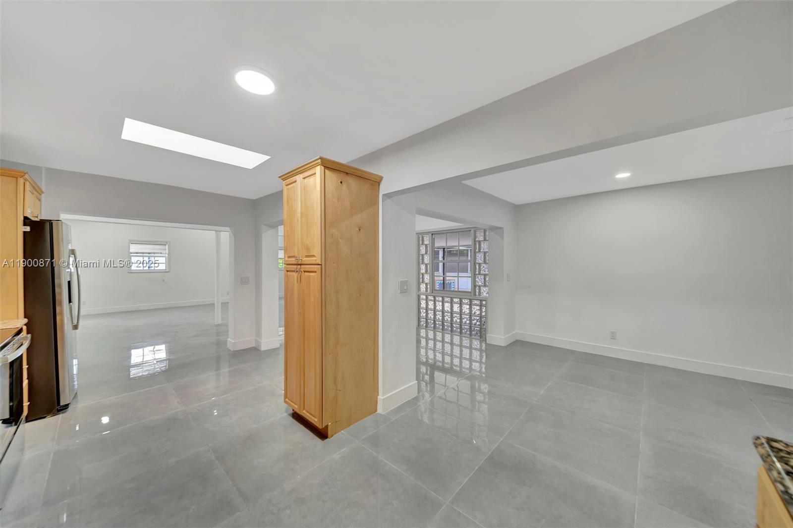 PICKWICK LAKE ESTATES SEC - Residential Lease