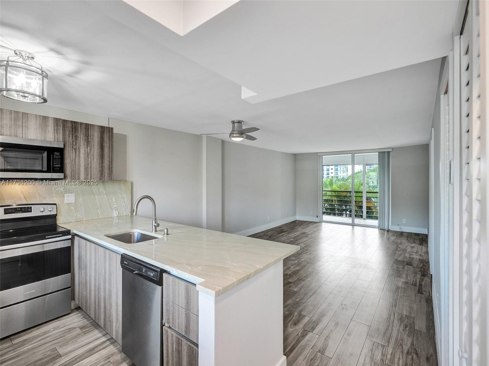 Rental Property at 505 E Dania Beach Blvd 4-3E, Dania Beach, Miami-Dade County, Florida - Bedrooms: 1 
Bathrooms: 2  - $2,000 MO.