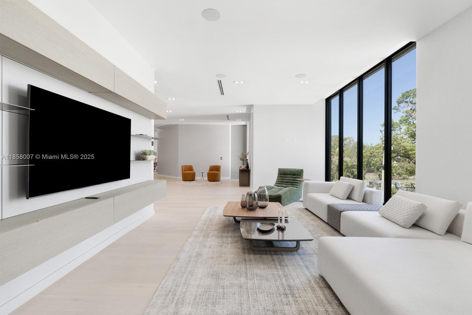 GOLDEN ISLES ESTATES - Residential