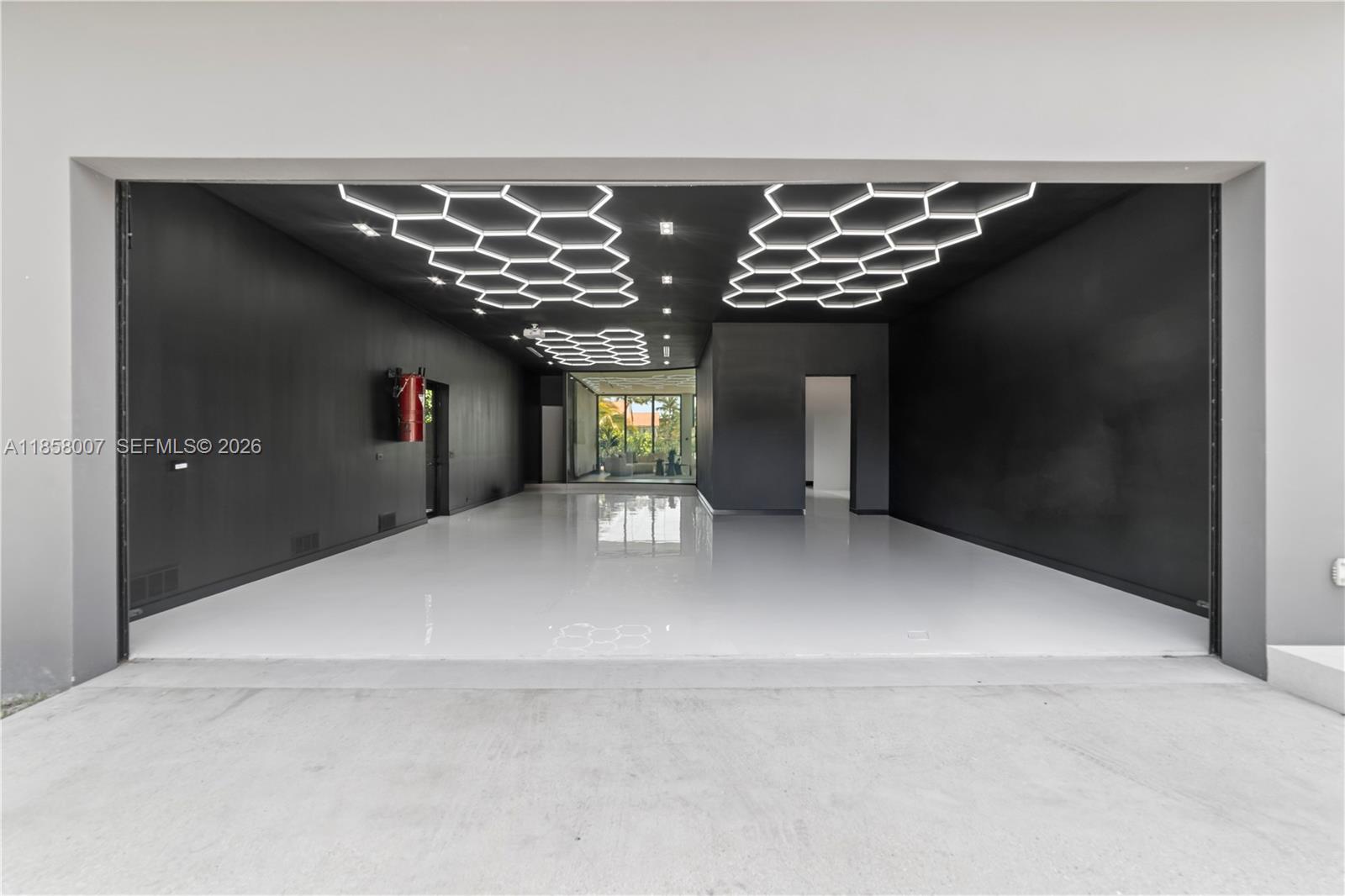 GOLDEN ISLES ESTATES - Residential