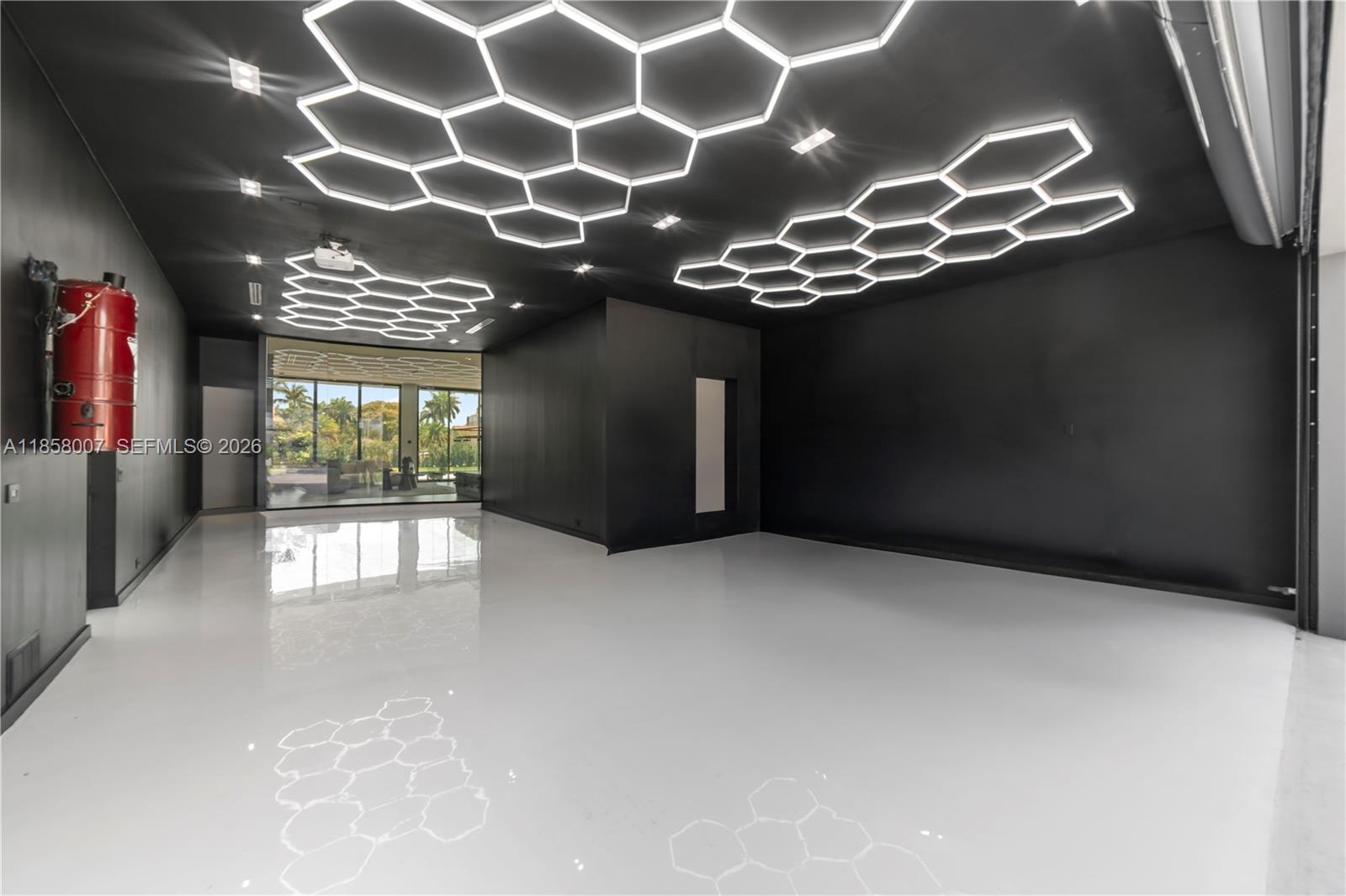 GOLDEN ISLES ESTATES - Residential