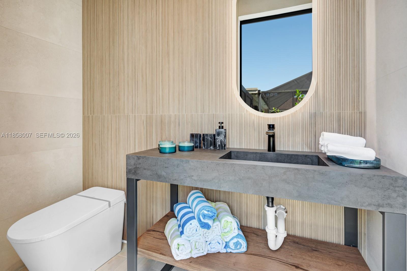 GOLDEN ISLES ESTATES - Residential