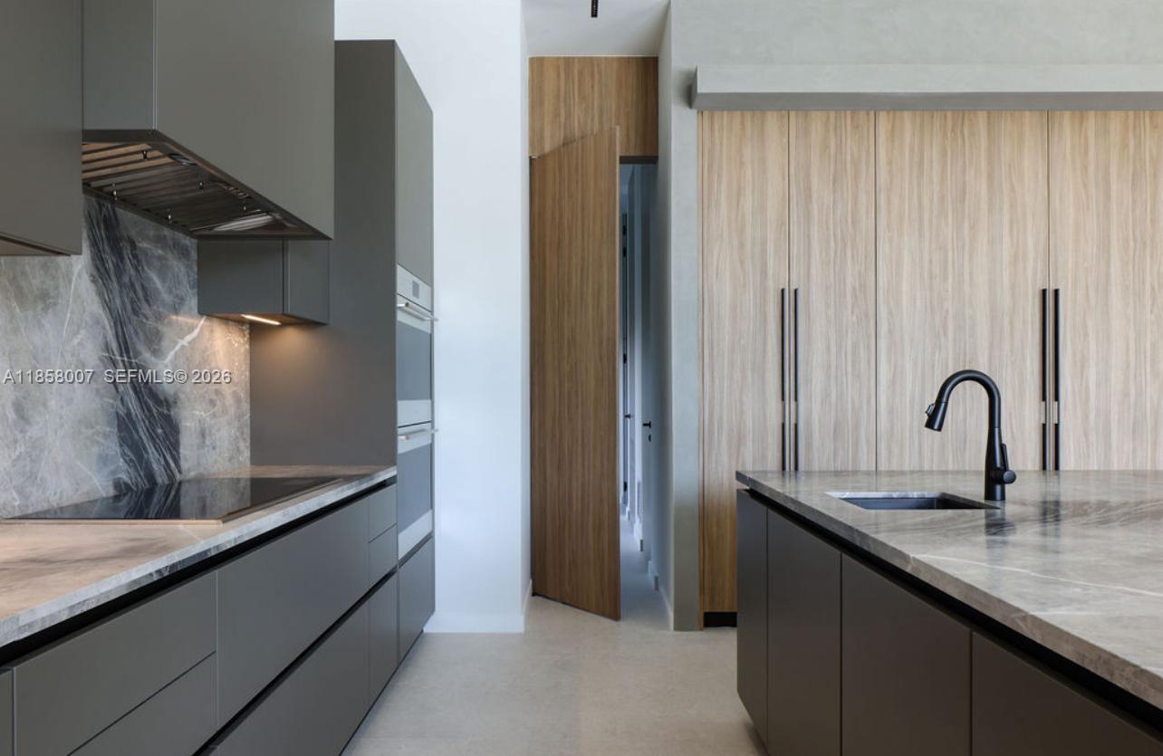 GOLDEN ISLES ESTATES - Residential