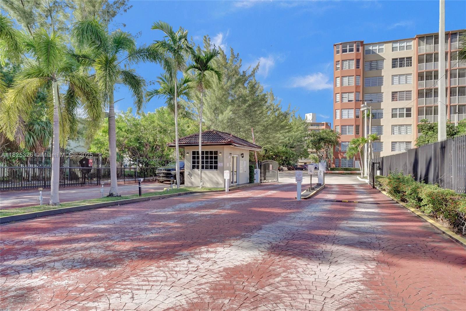 JADE WINDS GROUP-DAISY GA - Residential