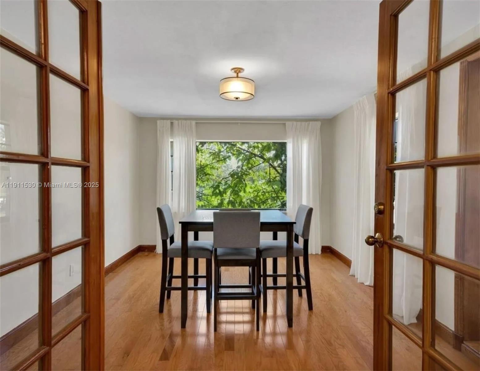 HIBISCUS ISLAND - Residential Lease