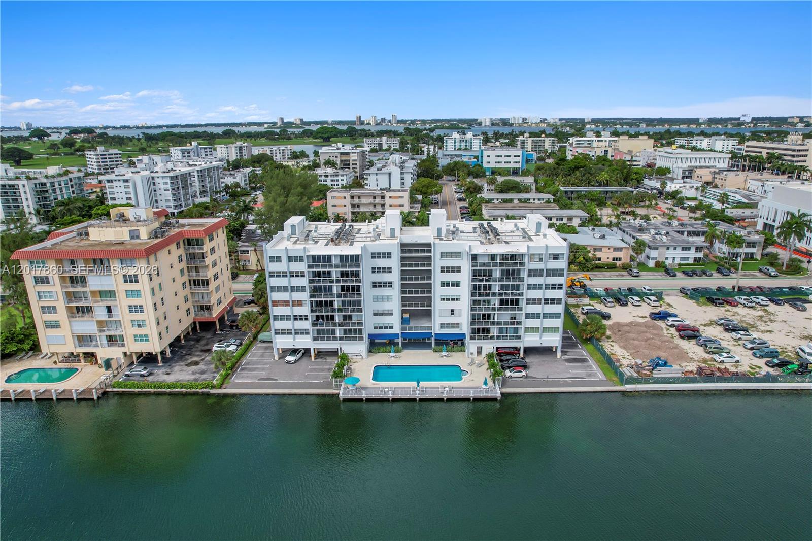 9381 E Bay Harbor Dr 301N