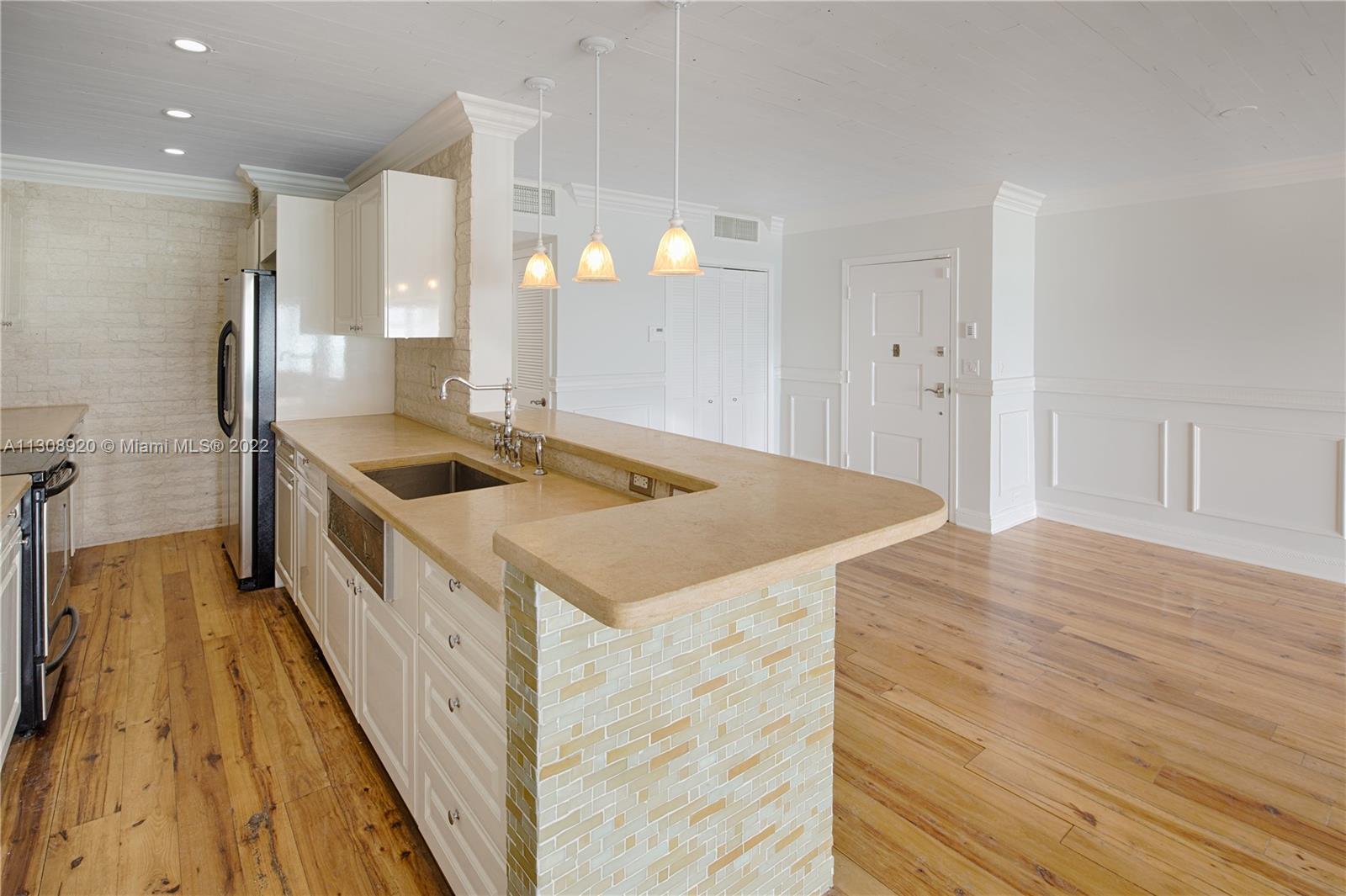 VILLAHARBOUR APTS CONDO - Residential Lease