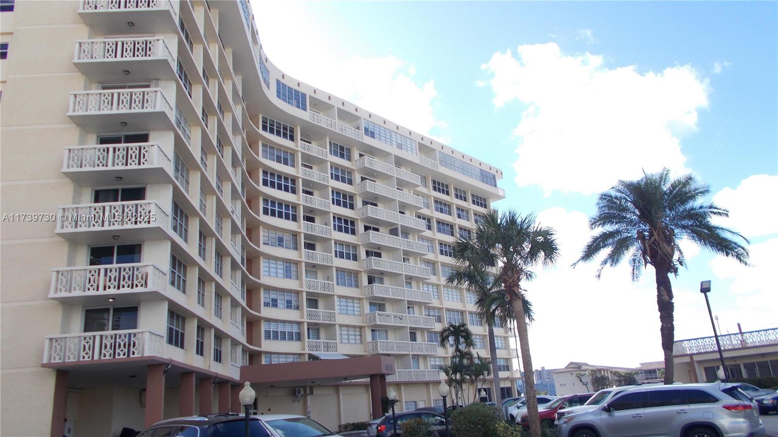 Rental Property at 1817 S Ocean Dr 216, Hallandale Beach, Broward County, Florida - Bedrooms: 1 
Bathrooms: 1  - $1,850 MO.