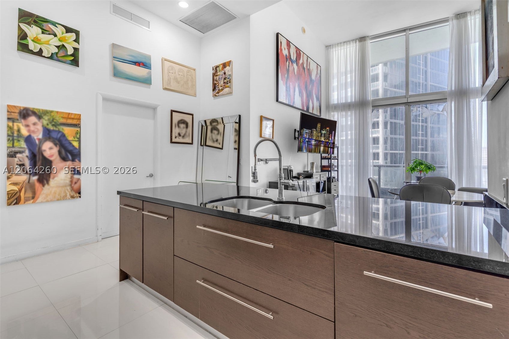 475 Brickell Ave 2813