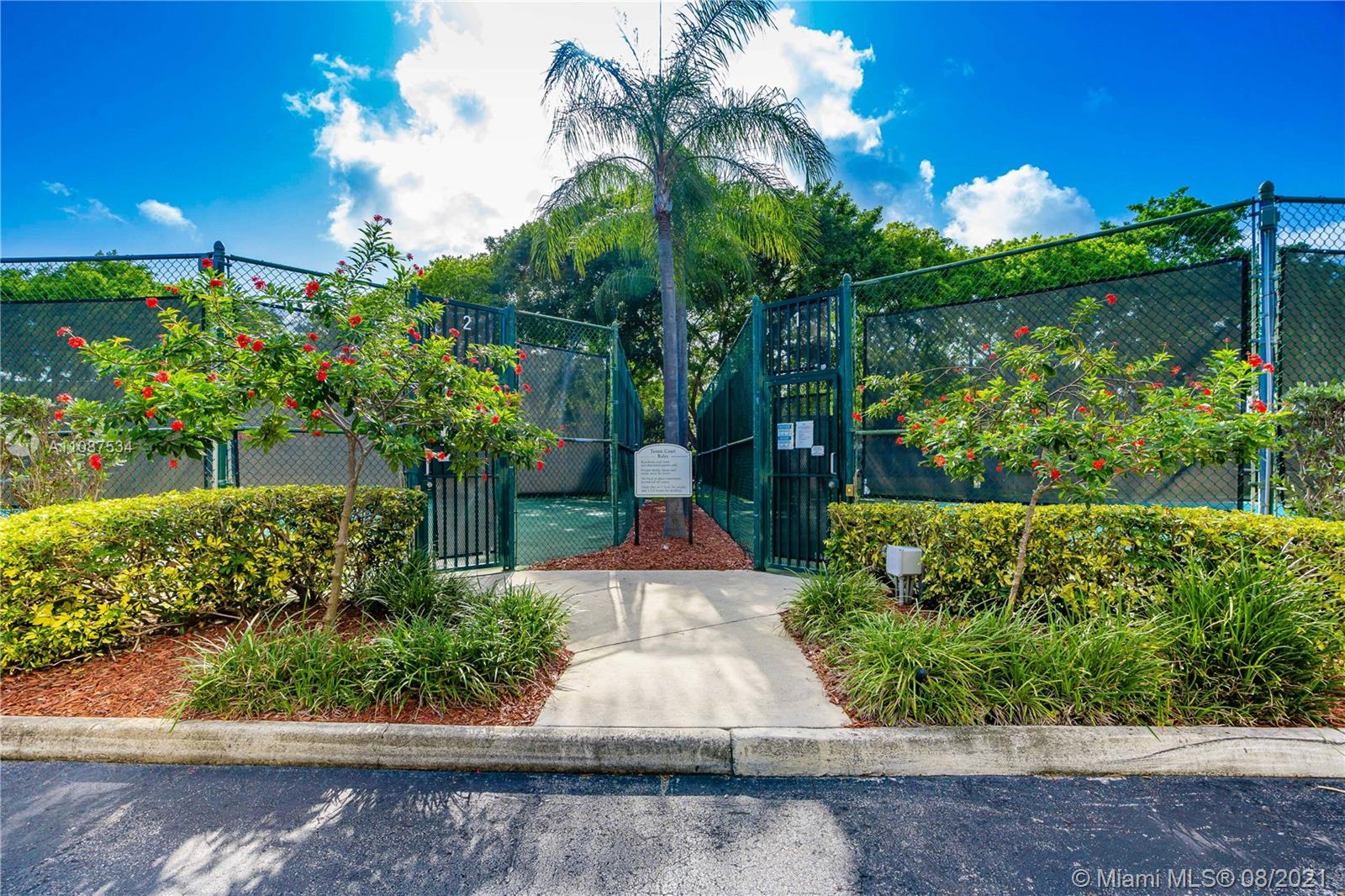THE YACHT CLUB AT AVENTUR - Residential Lease