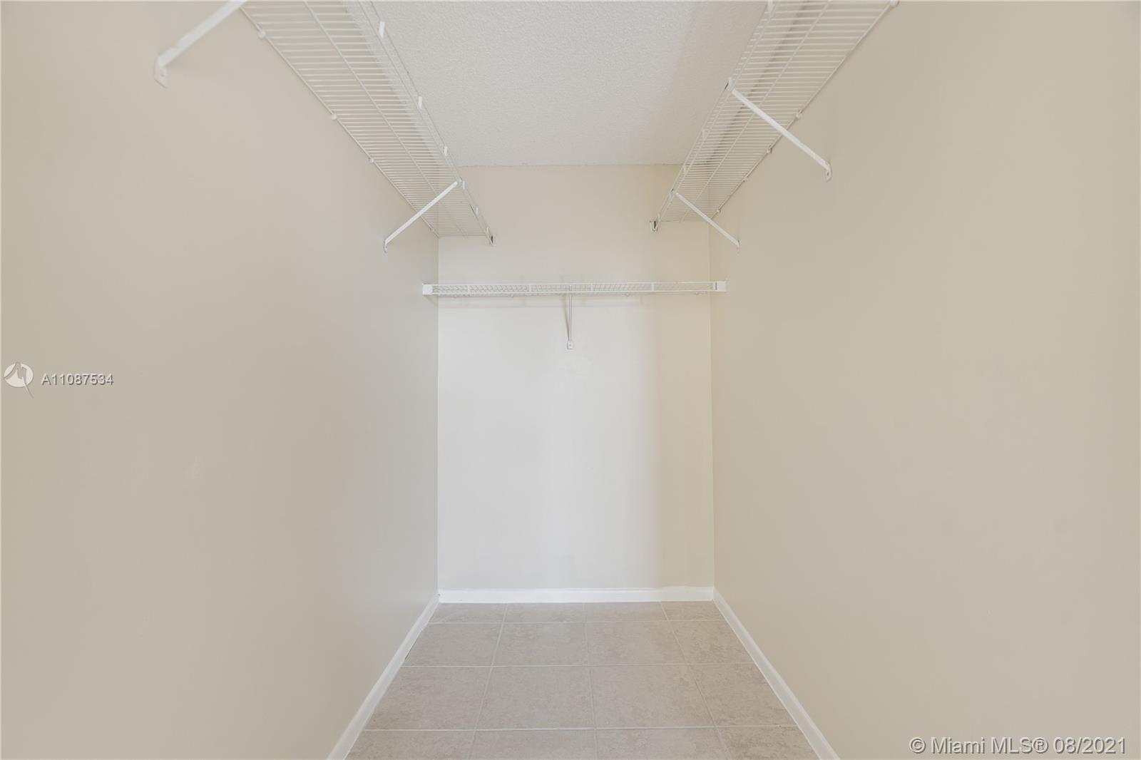 THE YACHT CLUB AT AVENTUR - Residential Lease