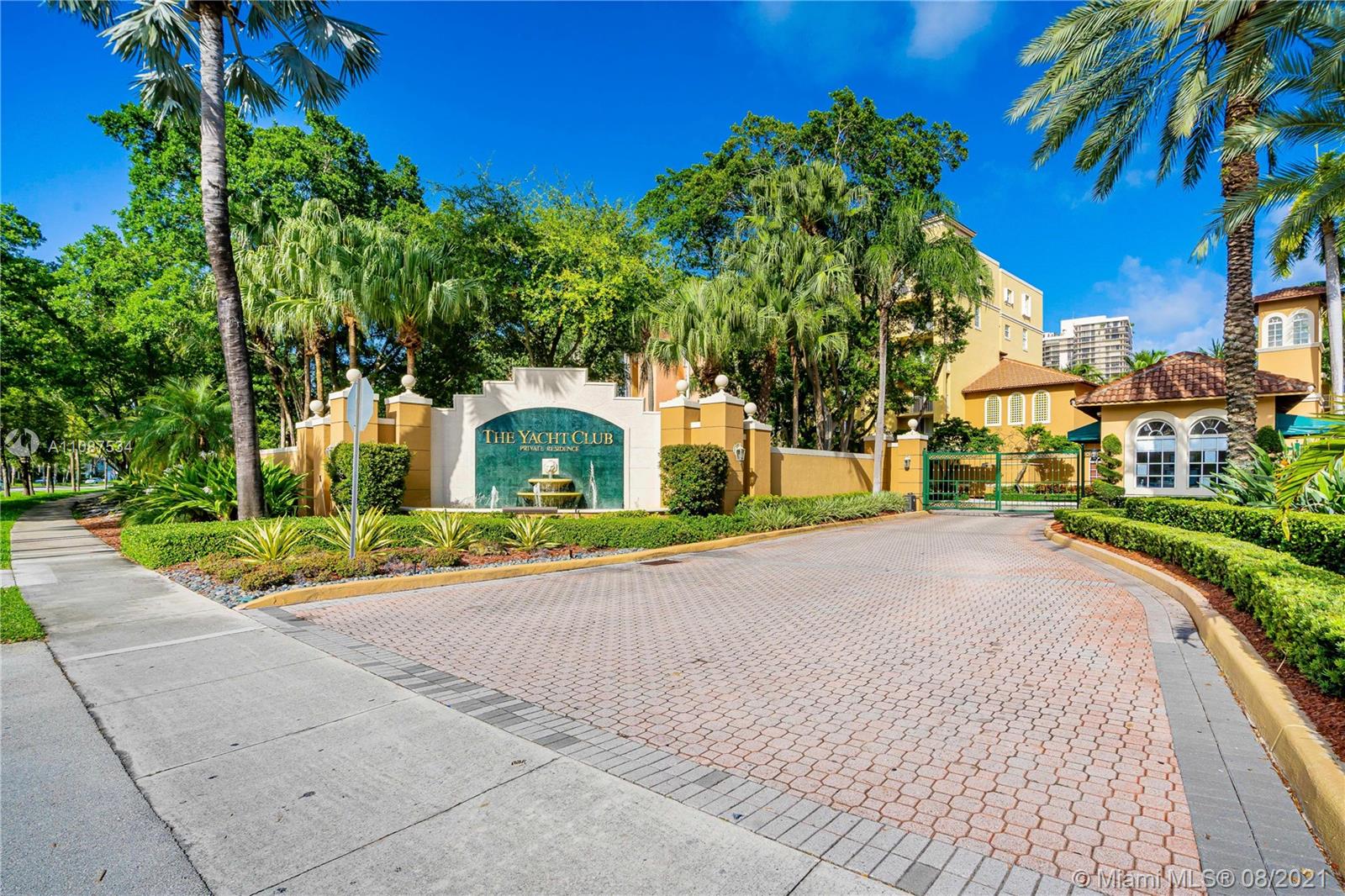 THE YACHT CLUB AT AVENTUR - Residential Lease