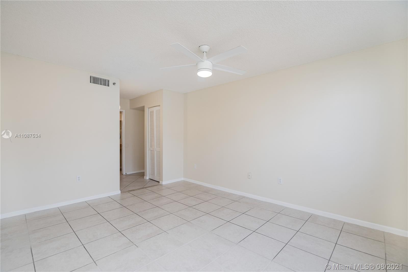THE YACHT CLUB AT AVENTUR - Residential Lease