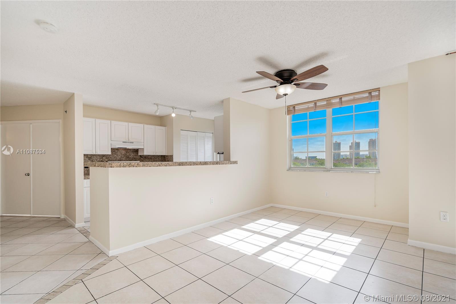 THE YACHT CLUB AT AVENTUR - Residential Lease