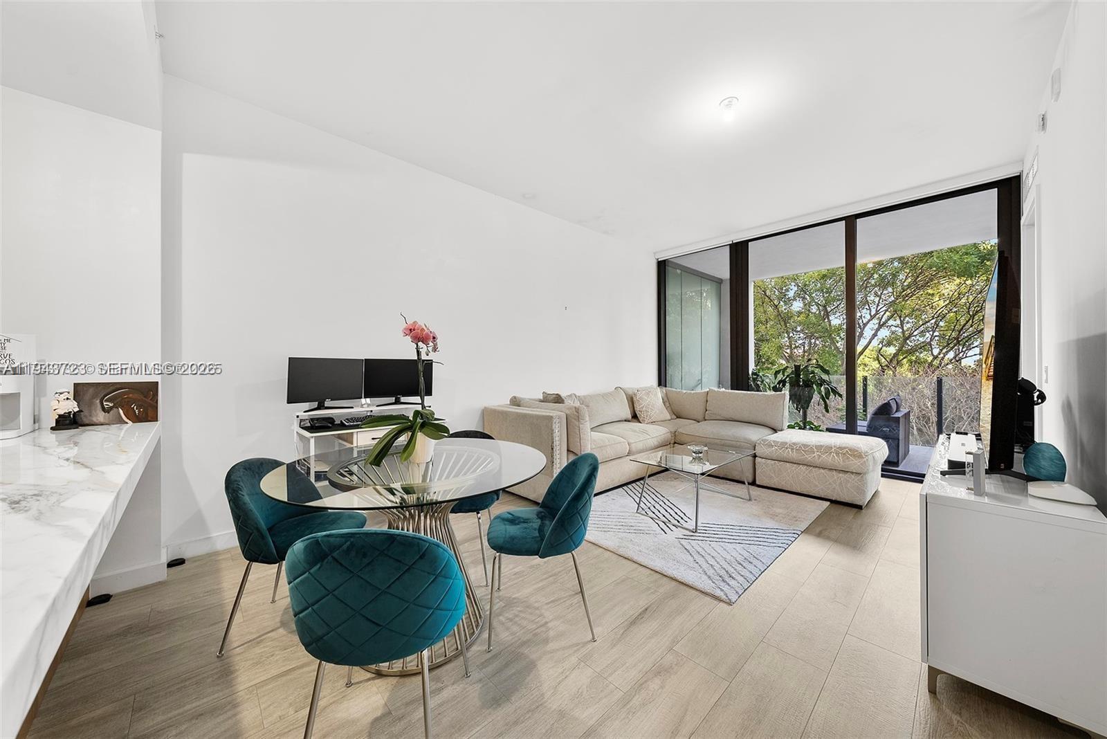 CLUB RESIDENCES AT PARK G - Residential Lease