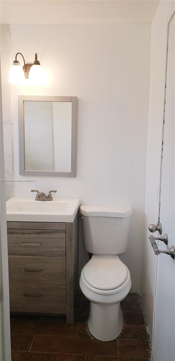 HAPPY APARTMENTS CONDO - Residential Lease