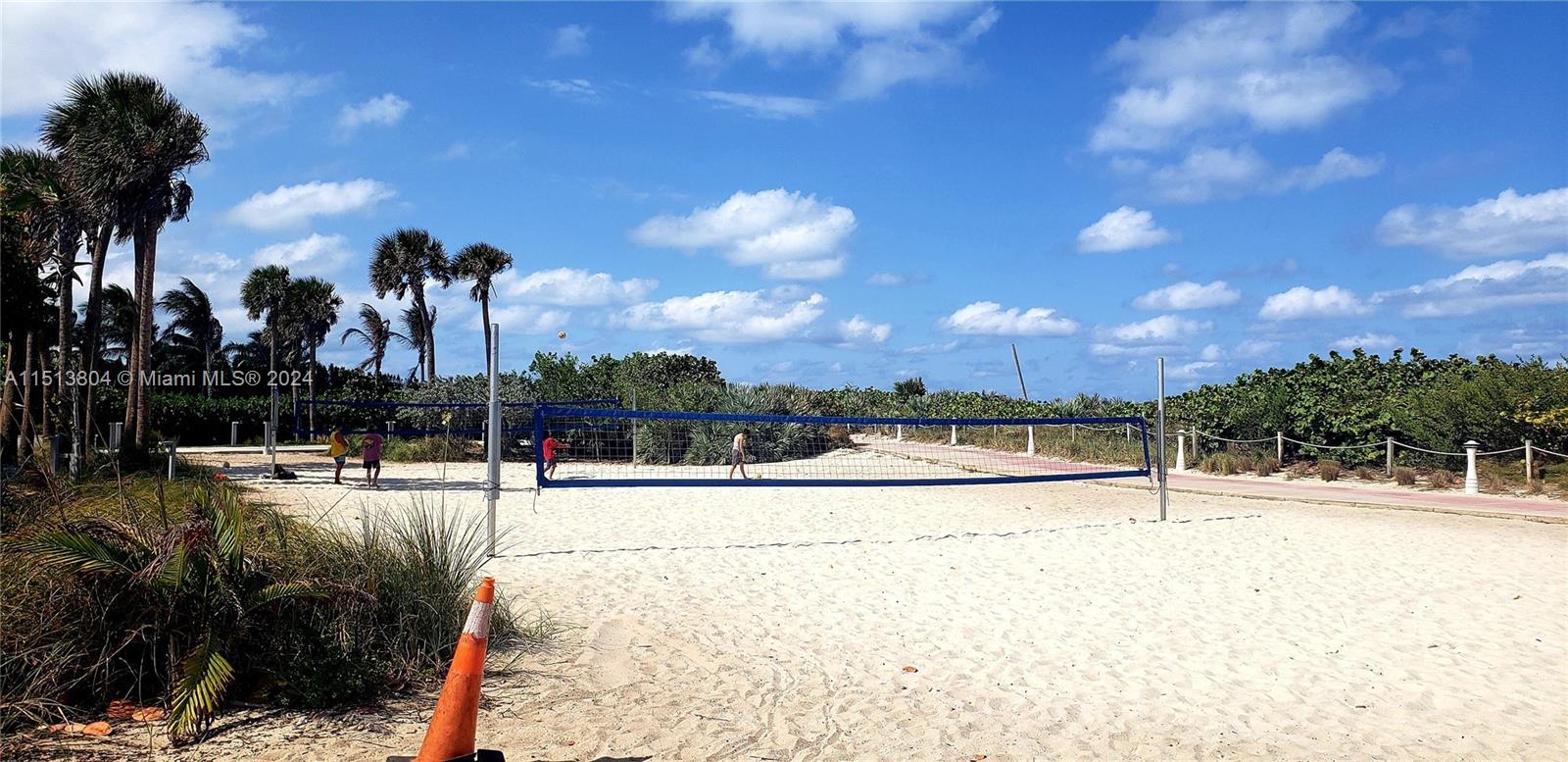 HAPPY APARTMENTS CONDO - Residential Lease