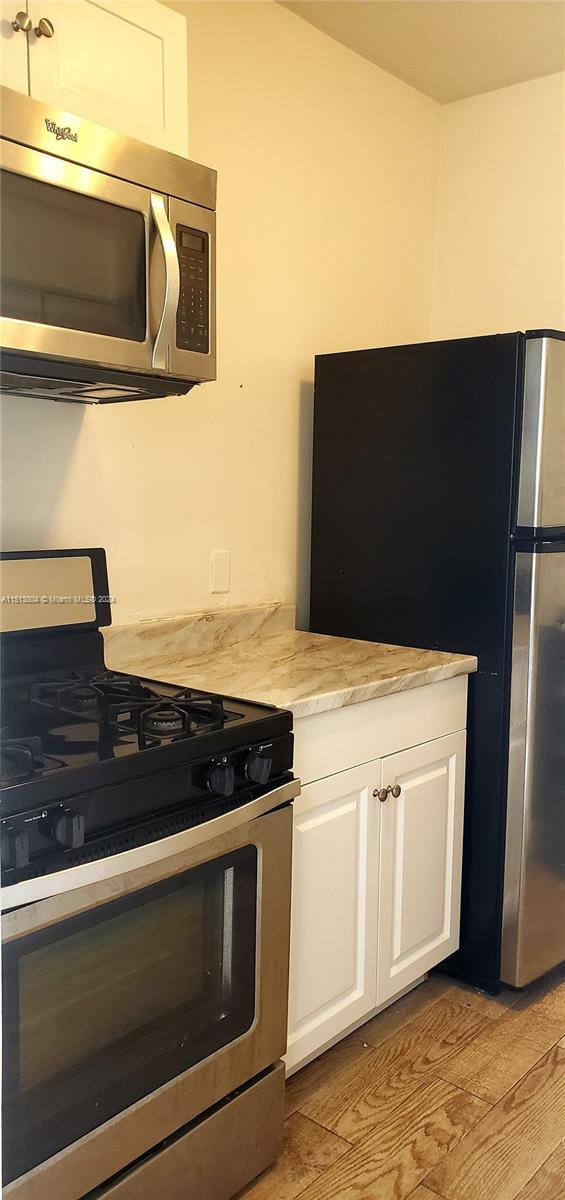 HAPPY APARTMENTS CONDO - Residential Lease