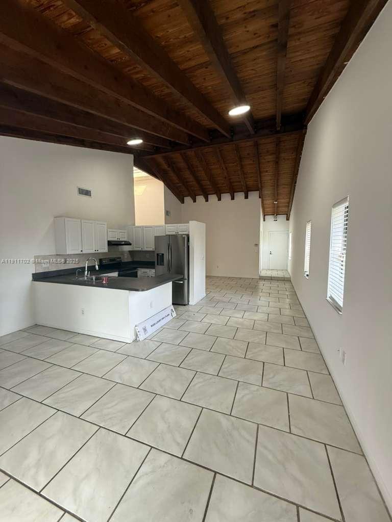 SUNRISE GOLF VILLAGE NORT - Residential Lease