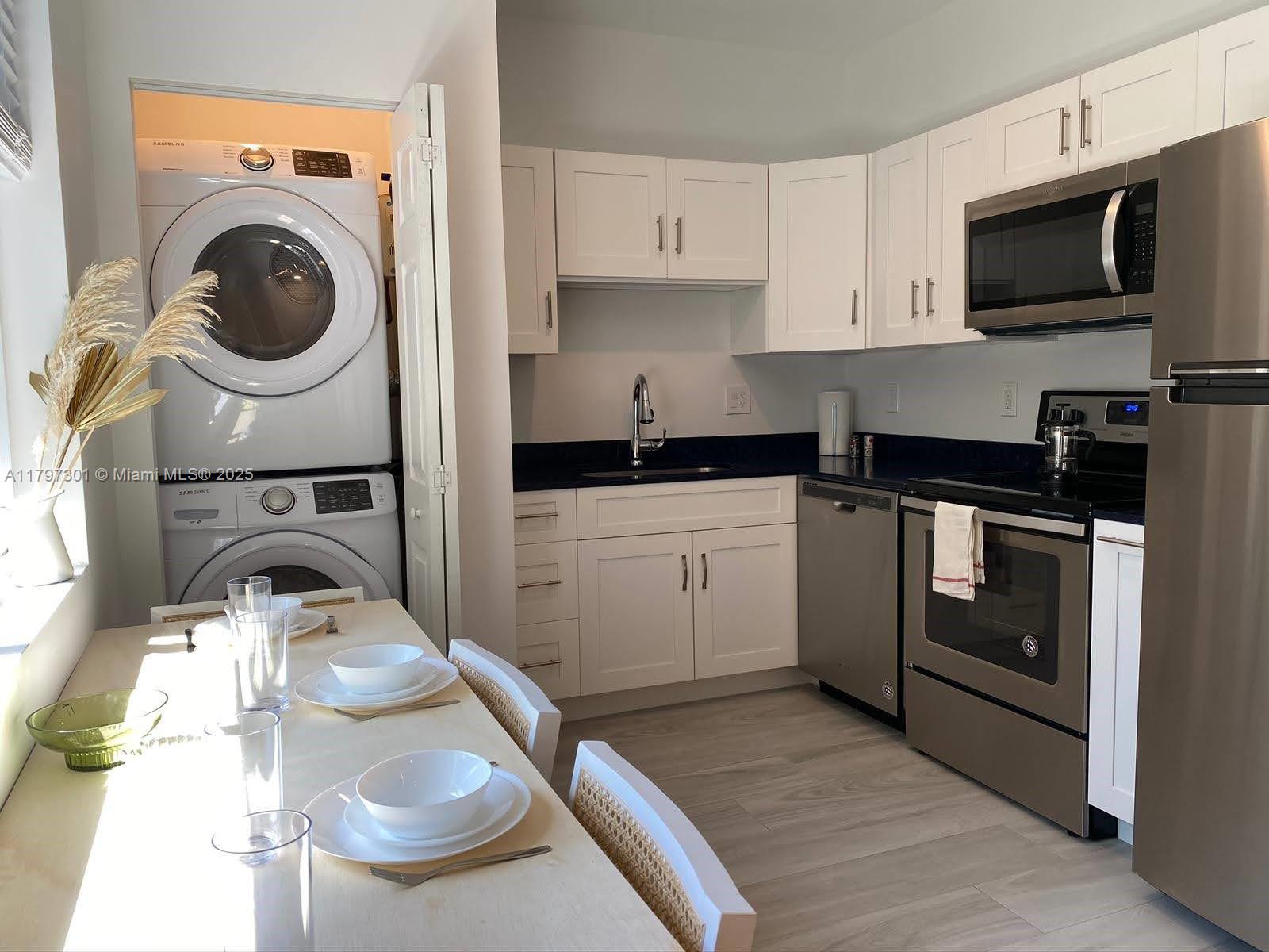 427 NW 34th St 1