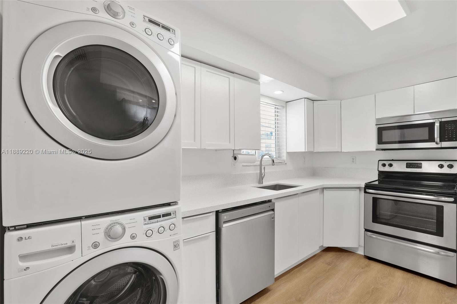 ALTON BEACH REALTY - Residential Lease