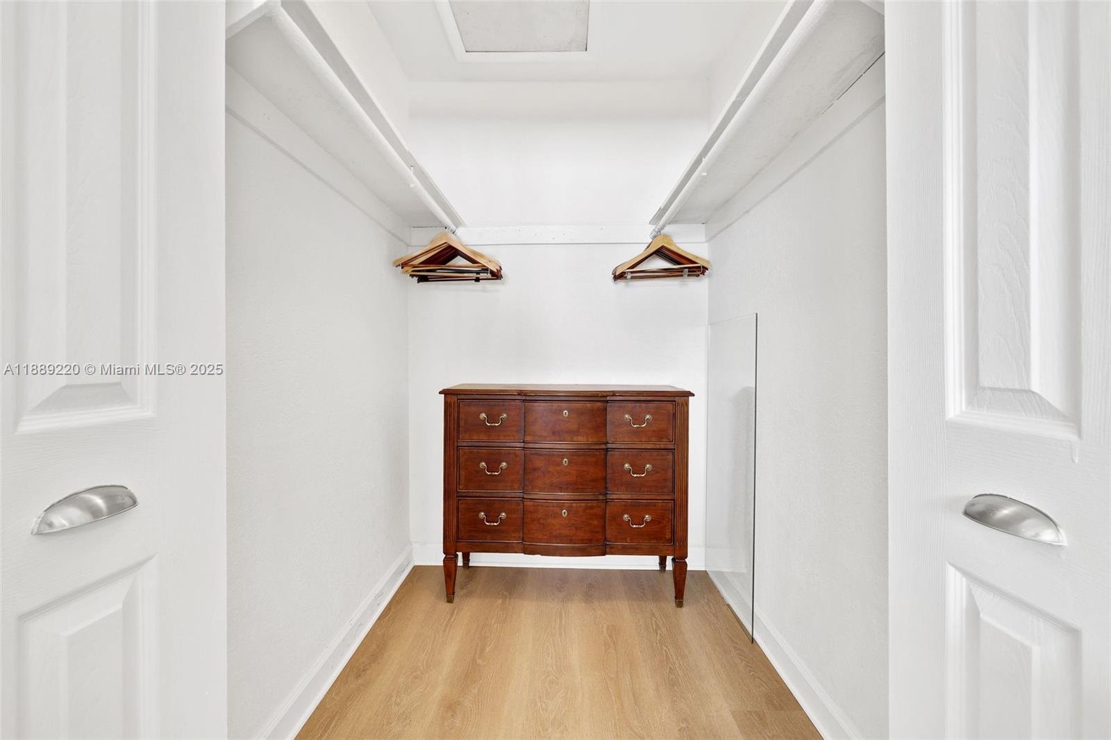 ALTON BEACH REALTY - Residential Lease