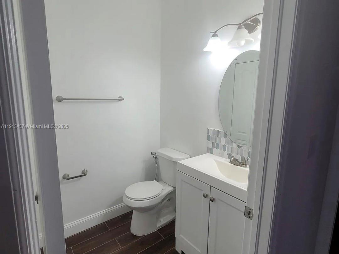 PRECIOUS HOMES AT TWIN - Residential Lease