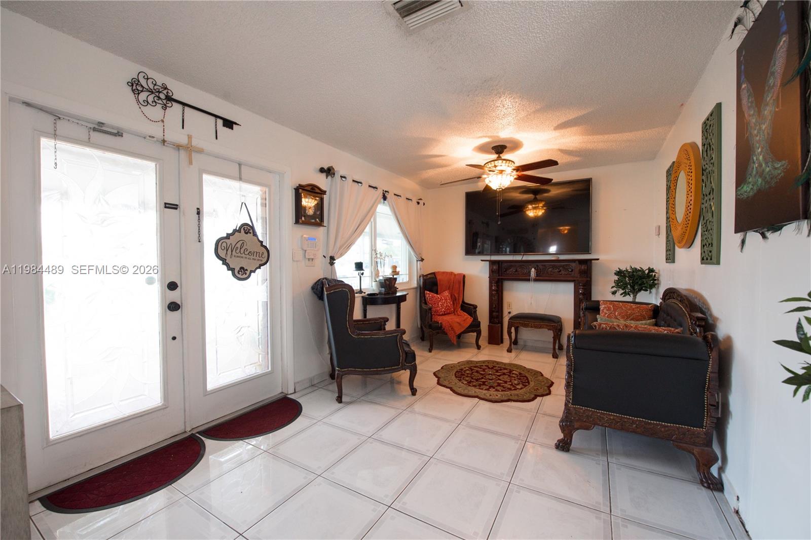 MOWRY DRIVE ESTATES - Residential